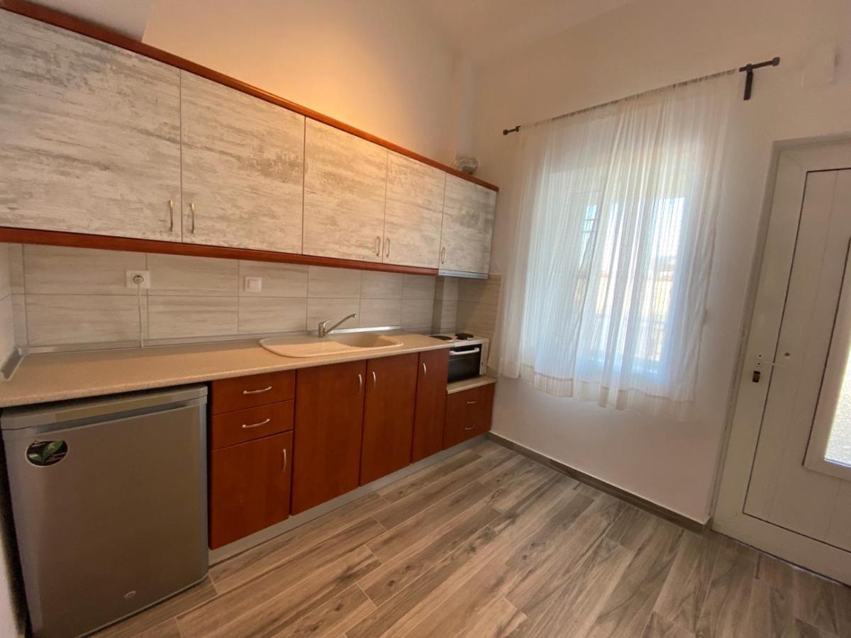 Christina Apartments Φούρκα Εξωτερικό φωτογραφία